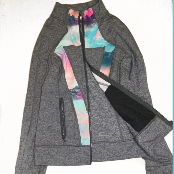 Active Sweater - Picture 2 of 6